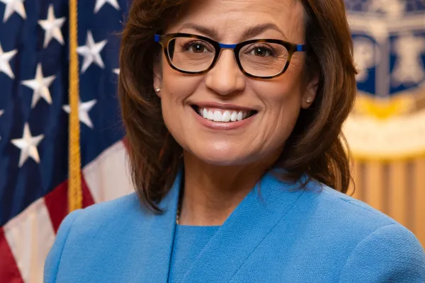 Headshot of FCC Commissioner Anna Gomez
