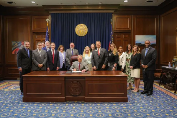 CWA members with Georgia Governor