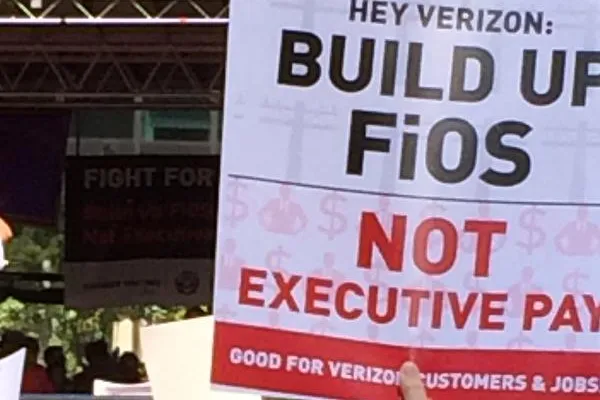 CWA_FiOS_sign.jpg
