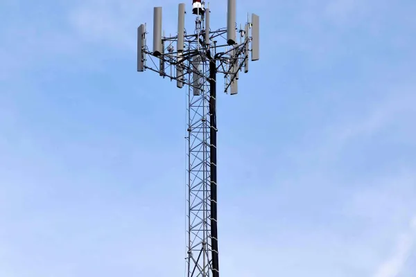 Cell_Phone_Tower.jpg
