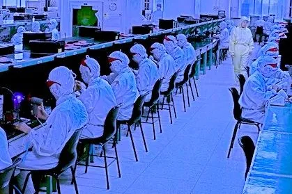 Electronics_factory_in_Shenzhen.jpg