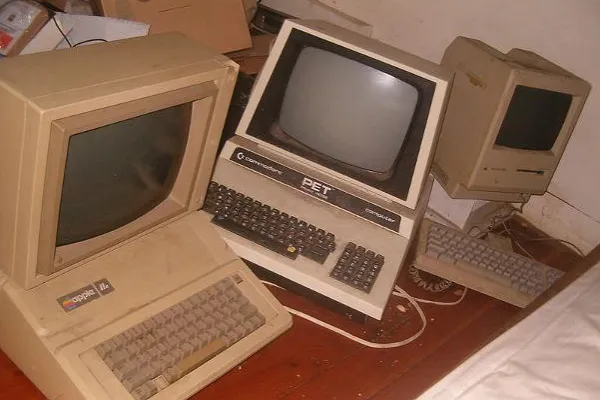 Old-computers.jpg