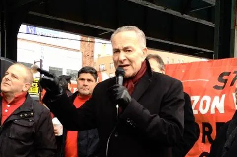 Schumer_with_CWA_workers.JPG