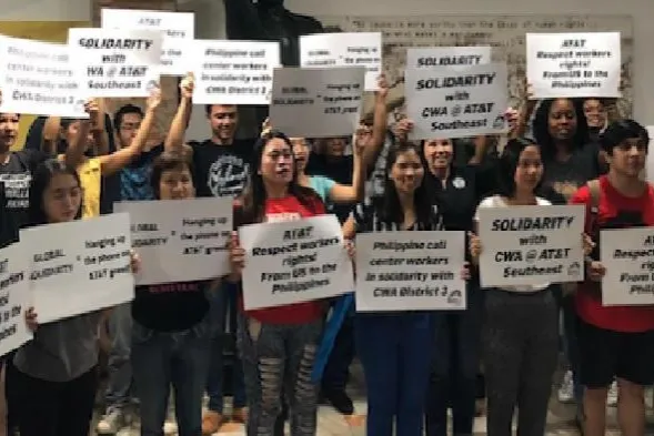 filipino_att_call_center_workers.jpg
