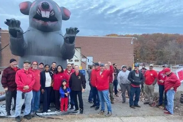 frontier_workers_in_ct.jpg