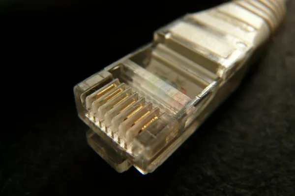 network-cables-6438_1280.jpg