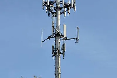 cellphonetower.jpg