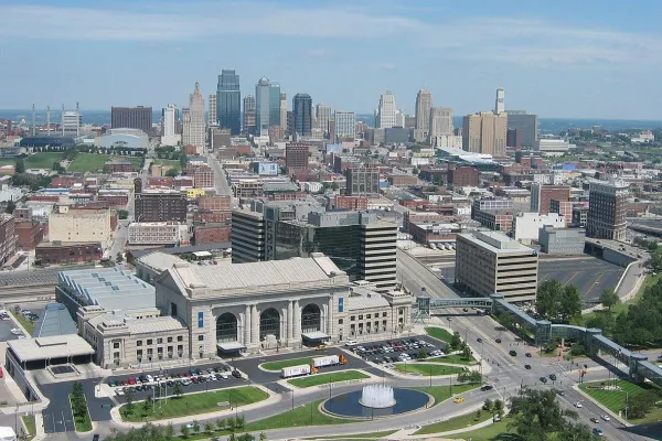 kansas_city_skyline.jpg