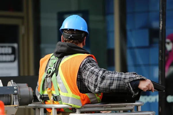 worker.jpg