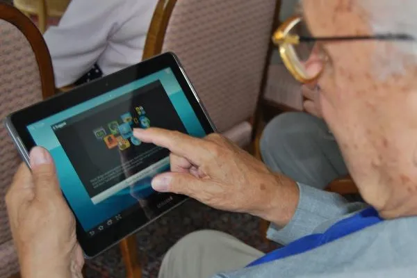 man-tablet_1.JPG