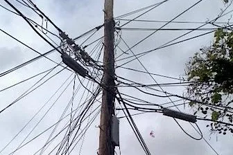 tangled_wires.JPG