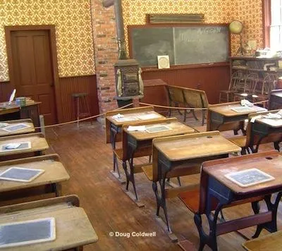 1_room_schoolhouse.jpg