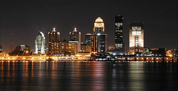 Louisville_night_skyline.jpg